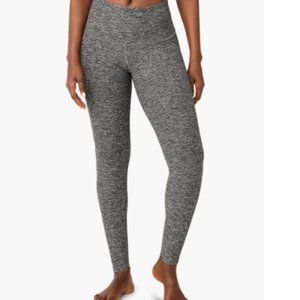 Beyond Yoga blk heather leggings, great condition